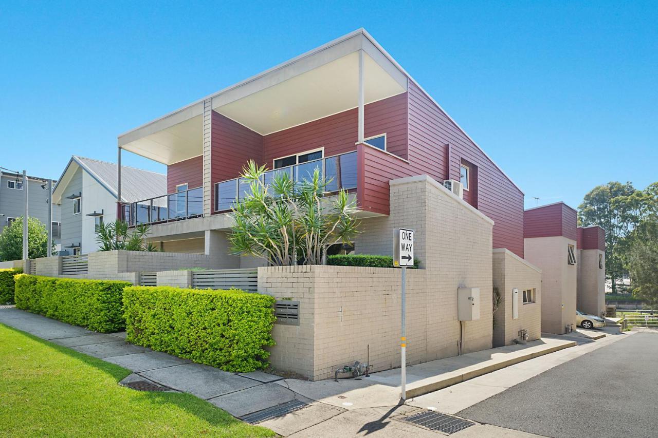 Newcastle Short Stay Accommodation - Birmingham Garden Townhouses Ngoại thất bức ảnh
