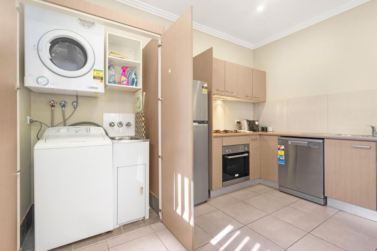 Newcastle Short Stay Accommodation - Birmingham Garden Townhouses Ngoại thất bức ảnh