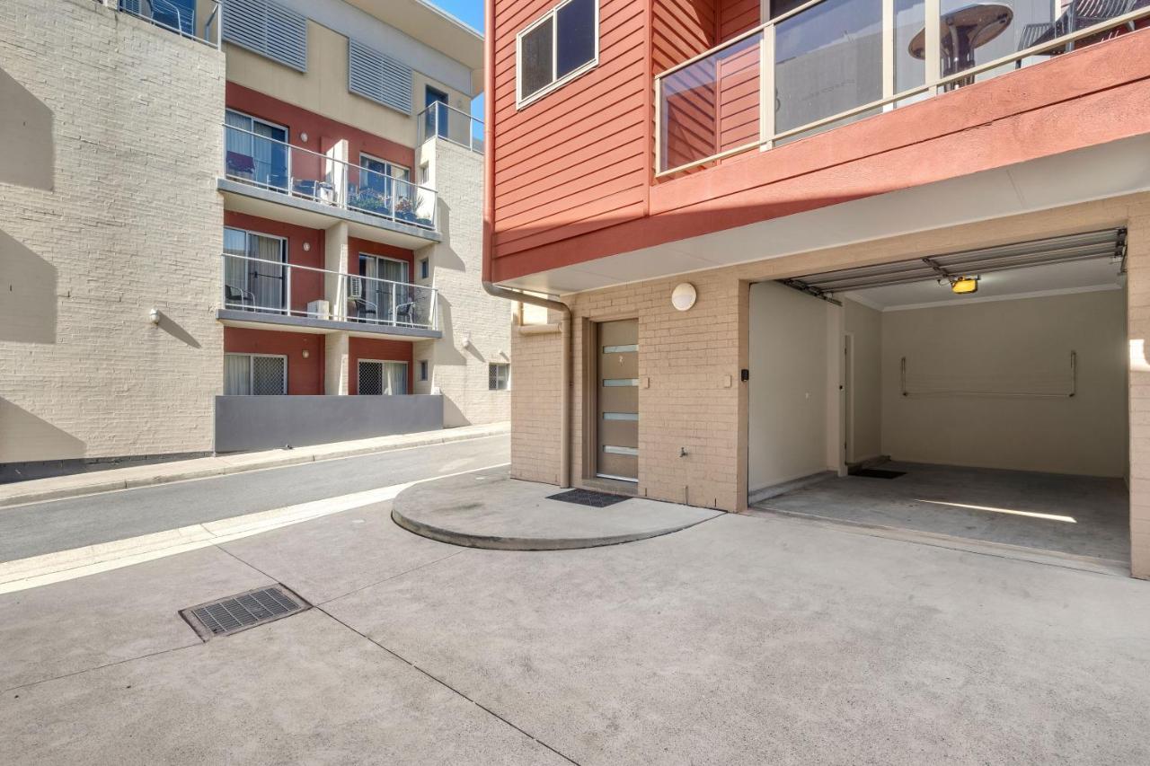 Newcastle Short Stay Accommodation - Birmingham Garden Townhouses Ngoại thất bức ảnh