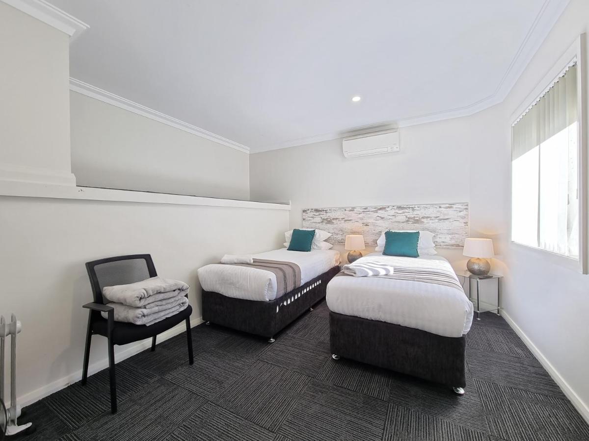 Newcastle Short Stay Accommodation - Birmingham Garden Townhouses Ngoại thất bức ảnh