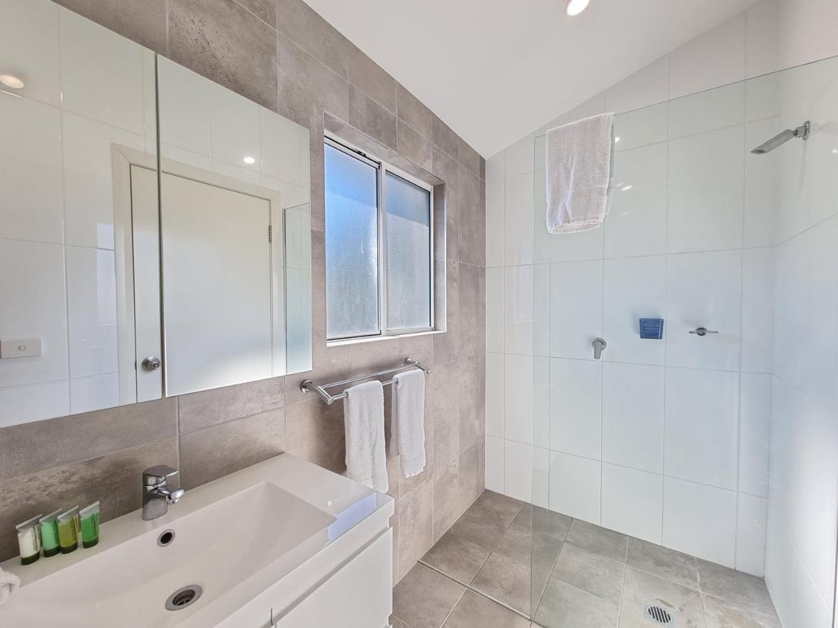 Newcastle Short Stay Accommodation - Birmingham Garden Townhouses Ngoại thất bức ảnh