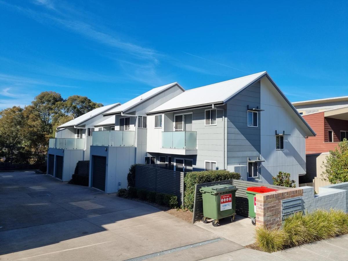 Newcastle Short Stay Accommodation - Birmingham Garden Townhouses Ngoại thất bức ảnh