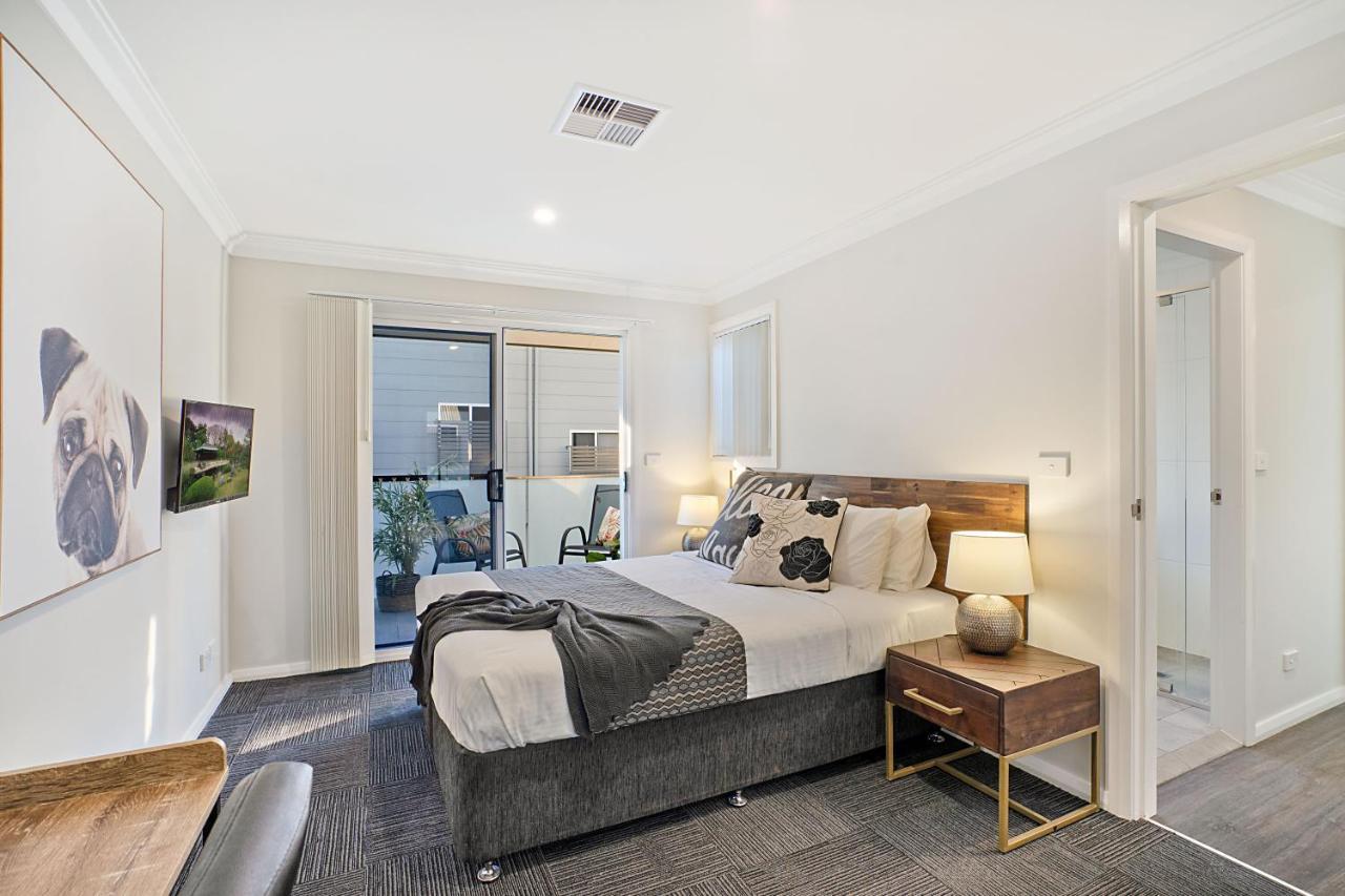 Newcastle Short Stay Accommodation - Birmingham Garden Townhouses Ngoại thất bức ảnh