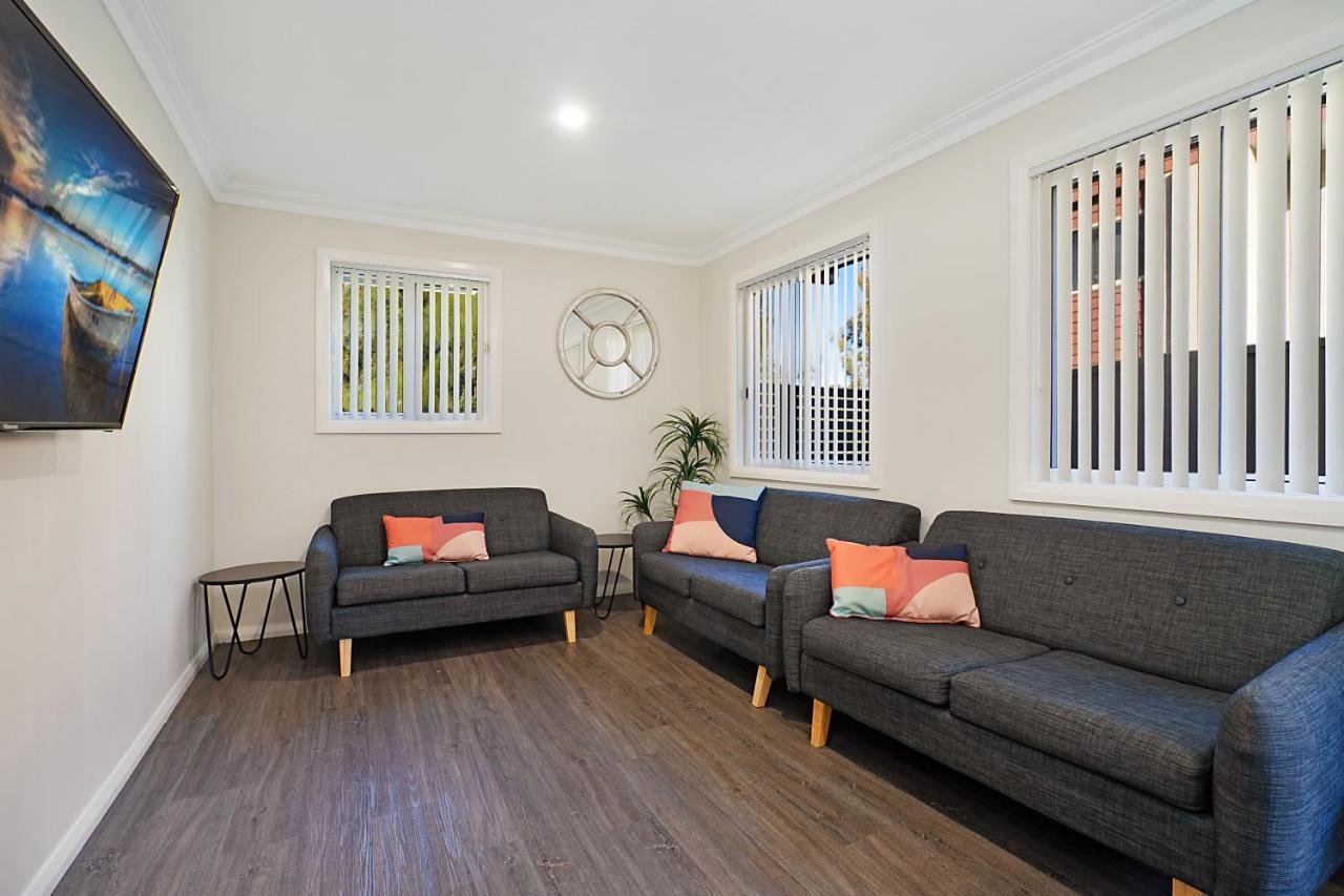 Newcastle Short Stay Accommodation - Birmingham Garden Townhouses Ngoại thất bức ảnh