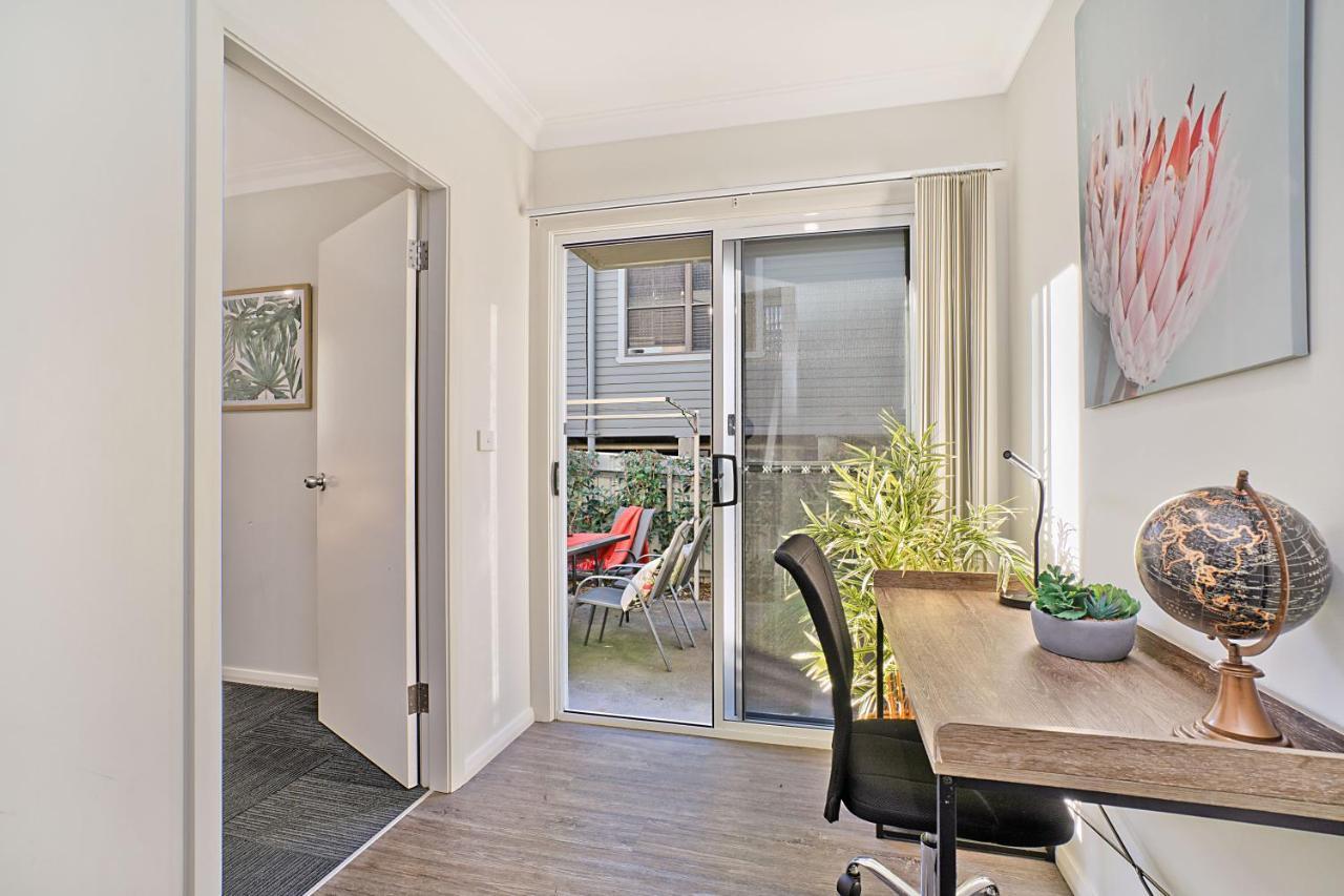 Newcastle Short Stay Accommodation - Birmingham Garden Townhouses Ngoại thất bức ảnh